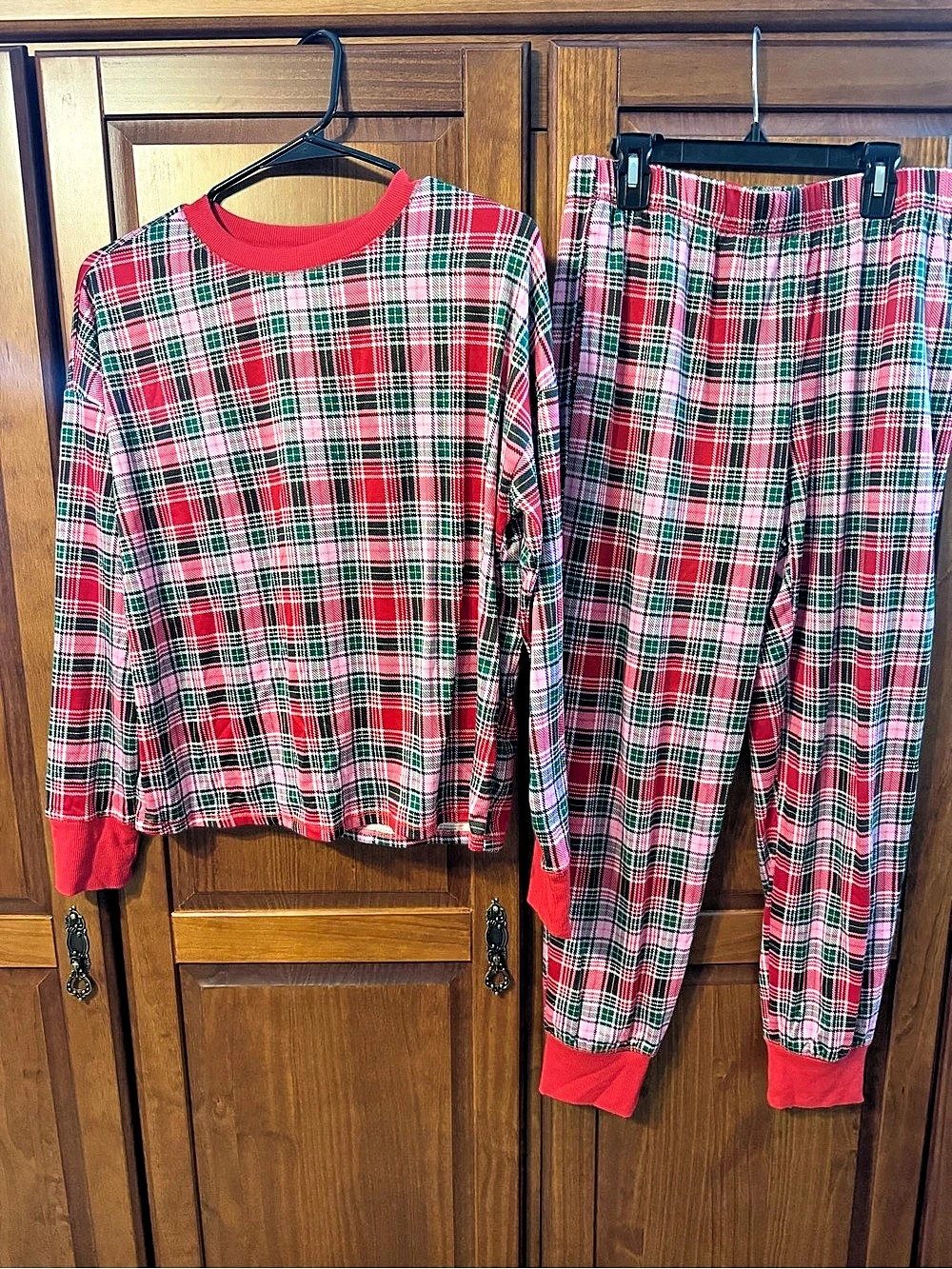 Holiday Time Women's Plaid Matching Family Pajamas Set Holiday Plaid Pajama Set